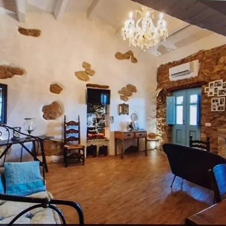 Rifugio Monte Pino Ferienhaus