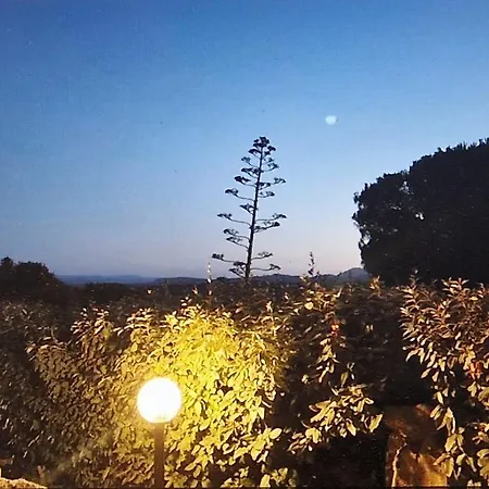 בית נופש Rifugio Monte Pino Telti