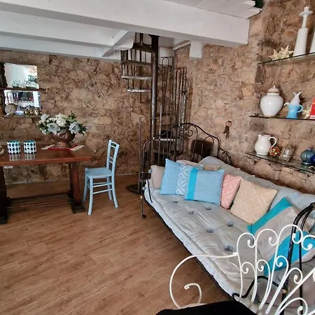 Rifugio Monte Pino Tatil Evi *